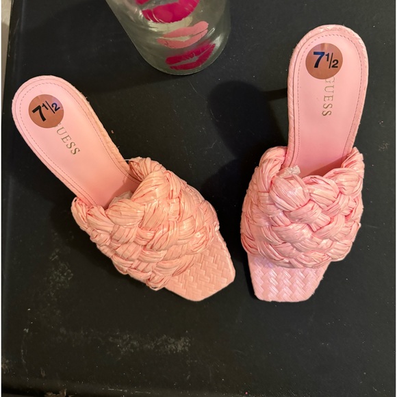 “Guess” NEW BARBIE LOOK !Heels 7..5 Barbie Pink NEW! - Picture 11 of 16